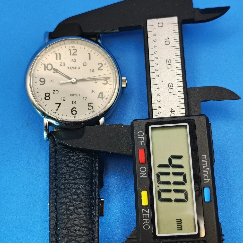 Vintage 2009 Timex Weekender 40mm Mens Quartz Dress Watch NEW strap (No Indiglo)